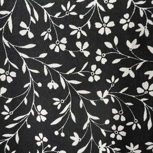 Talbots Blouse Top Womens 14W Black White Floral‎ Short Sleeve Button Up Sheer - Picture 8 of 10